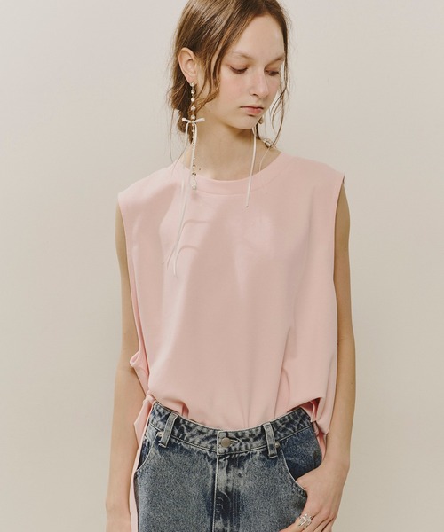 J1U by LA BELLE ETUDE(ジユウバイラベルエチュード)の「フィッシュテールリラックスタンクトップ(Tシャツ/カットソー・レディース・ブラック/その他/ホワイト/ピンク・FREE)」の4枚目の写真