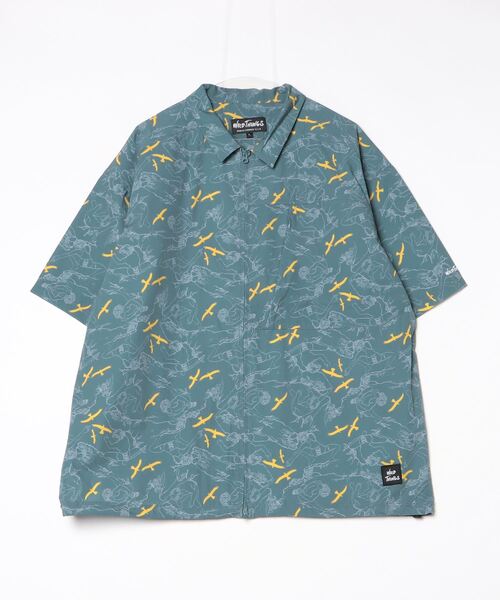 WILD THINGS（ワイルドシングス）の「プリント スラント S/S シャツ│PRINT SLANT S/S SHIRT（Tシャツ/カットソー・メンズ・レオパード/グリーン系その他/グレー系その他/ウッドランド/ブルー系その他・S/M/L/XL）」の2枚目の写真