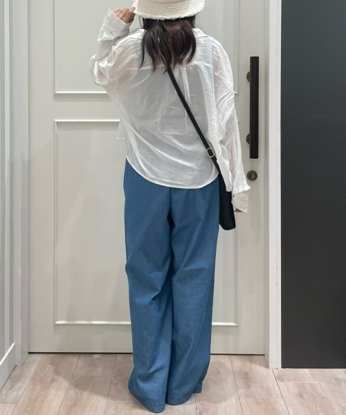 Right-on（ライトオン）の「【店頭で人気】【HONEYSUCKLE ROSE】ライトオンスワイドデニムイージーパンツ(サラサラ/軽量/ウエストゴム)（その他パンツ・レディース・サックスブルー/ブルー・M/L）」の14枚目の写真