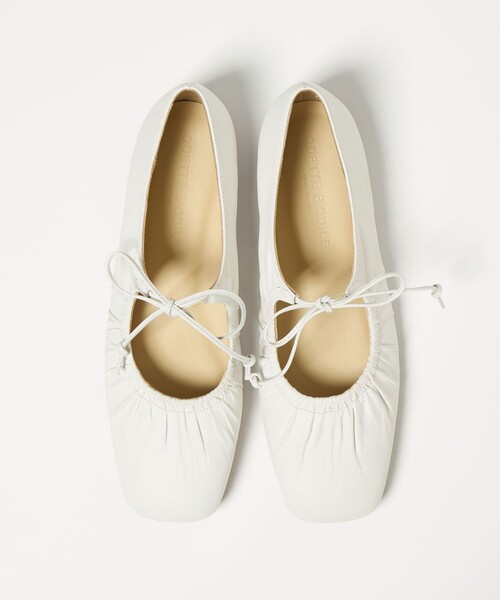 ODETTE E ODILE（オデットエオディール）の「ギャザートップバレエフラット10↑（バレエシューズ・レディース・シルバー/ブラック/ホワイト・22cm/22.5cm/23cm/23.5cm/25cm/24cm/24.5cm）」の5枚目の写真