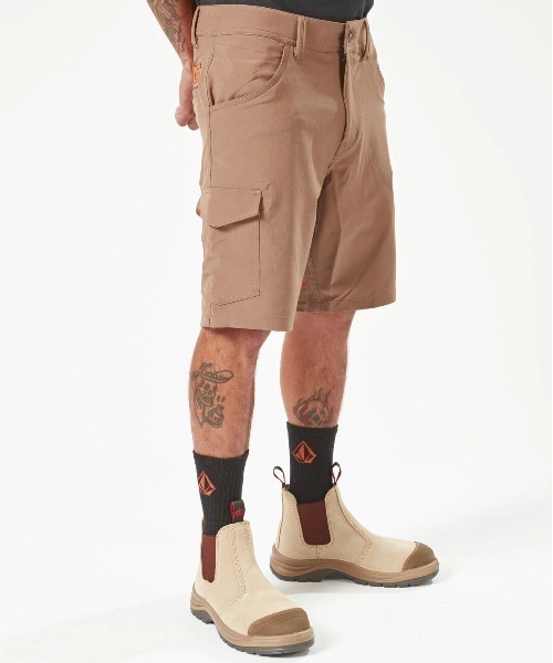 VOLCOM(ボルコム)の「【VOLCOM/ボルコム】Workwear Slab Hybrid Shorts/撥水ストレッチカーゴショートパンツ(その他パンツ・メンズ・ブラック/ブラウン系その他・32inch/30inch/34inch/36inch/33inch)」の13枚目の写真