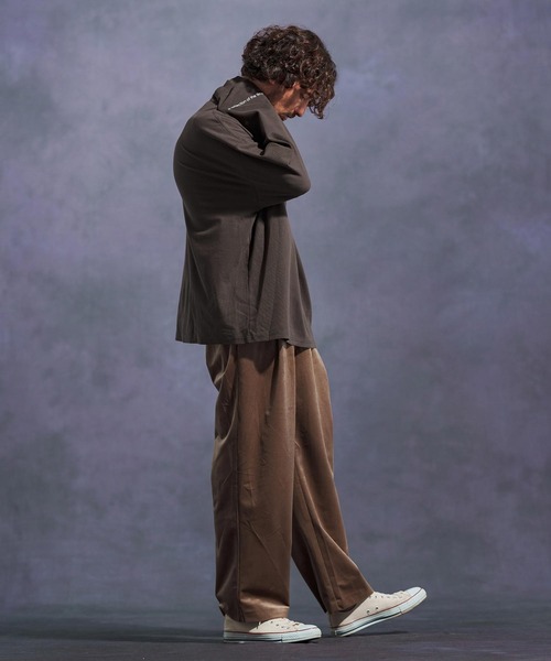 Jih Nunc(ジーヌンク)の「mlt5309-オーガニックコットンプリントロングスリーブTシャツ(Jih Nunc style)(Tシャツ/カットソー・メンズ・パープル/チャコール・M/S/L)」の8枚目の写真