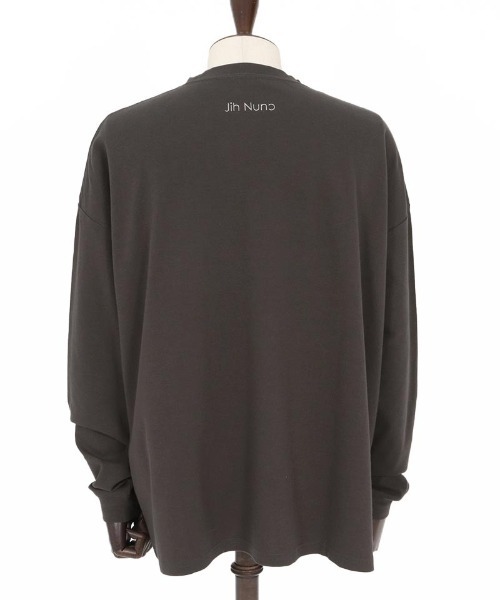 Jih Nunc(ジーヌンク)の「mlt5309-オーガニックコットンプリントロングスリーブTシャツ(Jih Nunc style)(Tシャツ/カットソー・メンズ・パープル/チャコール・M/S/L)」の18枚目の写真