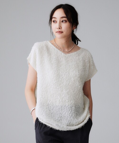 UNTITLED（アンタイトル）の「【セットアップ可/洗える】フェザーフレンチスリーブブラウス（シャツ/ブラウス・レディース・アイボリー/ブラック・00/02/04/44/48/50）」の9枚目の写真