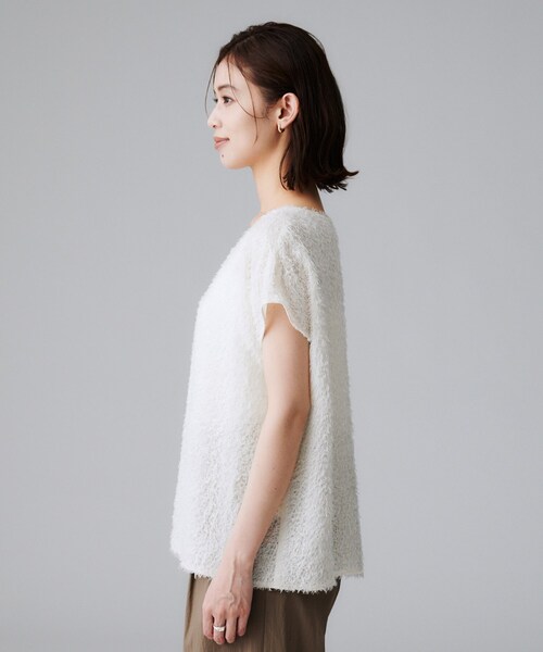 UNTITLED（アンタイトル）の「【セットアップ可/洗える】フェザーフレンチスリーブブラウス（シャツ/ブラウス・レディース・アイボリー/ブラック・00/02/04/44/48/50）」の8枚目の写真