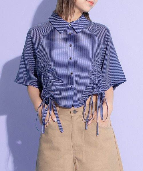 PUNYUS(プニュズ)の「クロップド丈ドロストストライプシャツ(シャツ/ブラウス・レディース・ネイビー/アイボリー/グリーン・3/2/1/4)」の1枚目の写真