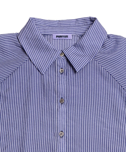 PUNYUS(プニュズ)の「クロップド丈ドロストストライプシャツ(シャツ/ブラウス・レディース・ネイビー/アイボリー/グリーン・3/2/1/4)」の21枚目の写真