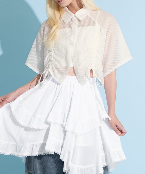 PUNYUS(プニュズ)の「クロップド丈ドロストストライプシャツ(シャツ/ブラウス・レディース・ネイビー/アイボリー/グリーン・3/2/1/4)」の14枚目の写真