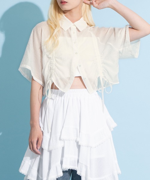 PUNYUS(プニュズ)の「クロップド丈ドロストストライプシャツ(シャツ/ブラウス・レディース・ネイビー/アイボリー/グリーン・3/2/1/4)」の15枚目の写真