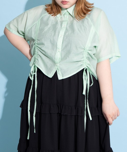 PUNYUS(プニュズ)の「クロップド丈ドロストストライプシャツ(シャツ/ブラウス・レディース・ネイビー/アイボリー/グリーン・3/2/1/4)」の7枚目の写真