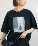 KATHARINE ROSS（キャサリンロス）の「【PILLINI/ピリーニ】【COOL/洗濯機洗い可】USAコットン 街角GIRL.Tシャツ（Tシャツ/カットソー・MEDIUM）」