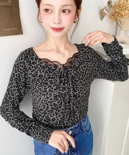moment+(モーメントプラス)の「レオパードプリントフロントレースギャザーリボン長袖トップス(Tシャツ/カットソー・レディース・グレー/ベージュ/ブラウン・M/L)」の2枚目の写真