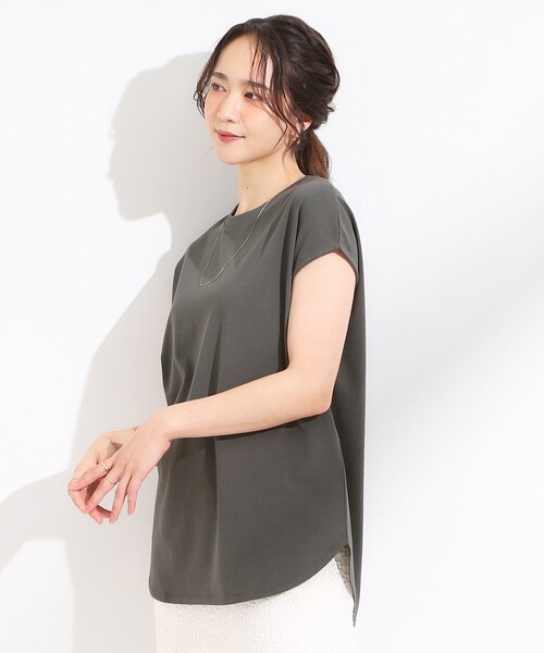 SHOO・LA・RUE(シューラルー)の「【S-LL/汗ジミ軽減/ひんやり/UV】インせず着られる フレンチスリーブTシャツ(Tシャツ/カットソー・レディース・ブラウン系/チャコールグレー/ホワイト/ライトブルー・01/04/03/02)」の10枚目の写真