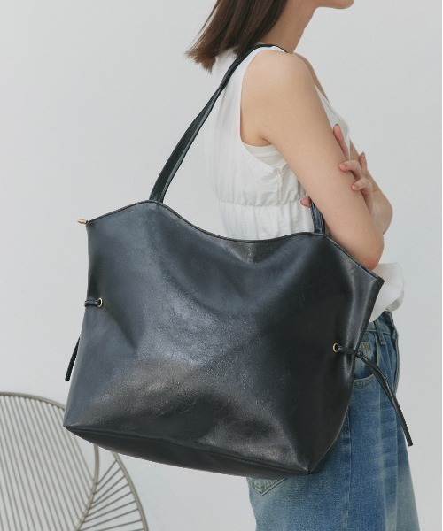 ad thie(アドティエ)の「ベーシック ビッグトートバッグ(トートバッグ・レディース・ブラウン/アイボリー/ブラック・FREE)」の8枚目の写真