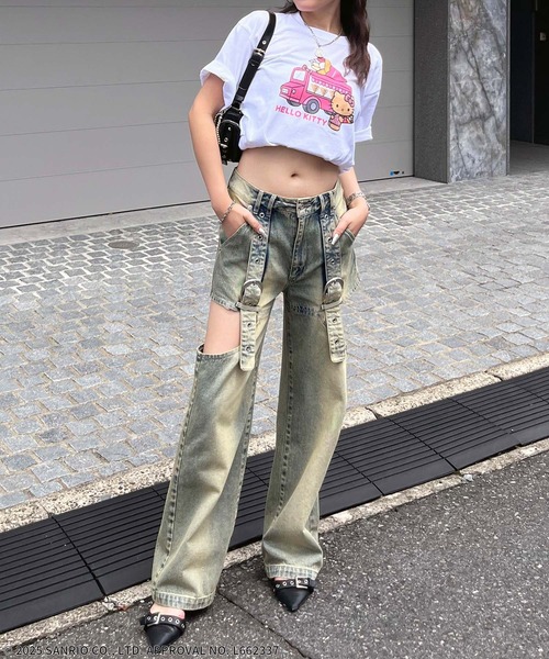 4GEEKS BY SPIRALGIRL（フォーギークスバイスパイラルガール）の「【Sanrio characters/サンリオキャラクターズ】ハローキティスーベニアTシャツ（Tシャツ/カットソー・レディース・ホワイト系/ホワイト・FREE）」の10枚目の写真