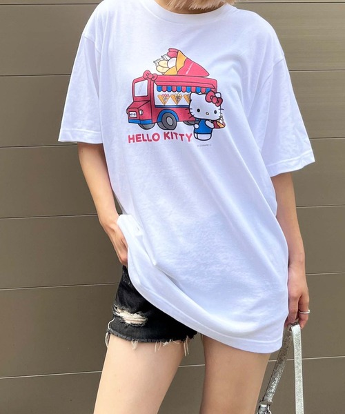 4GEEKS BY SPIRALGIRL（フォーギークスバイスパイラルガール）の「【Sanrio characters/サンリオキャラクターズ】ハローキティスーベニアTシャツ（Tシャツ/カットソー・レディース・ホワイト系/ホワイト・FREE）」の12枚目の写真