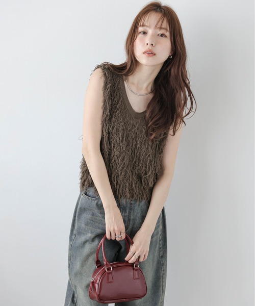 AMELY(エミリー)の「ループフリンジベスト(ベスト・レディース・ブラウン/グレー/ブラック/アイボリー・フリー)」の11枚目の写真