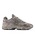 New Balance�i�j���[�o�����X�j�́u1000�i�X�j�[�J�[�j�v�b�V���o�[