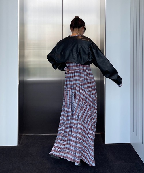Ameri（アメリ）の「IRREGULAR PLAID PATTERN DRESS（ワンピース・レディース・サックスブルー/ブラウン・SMALL/MEDIUM）」の8枚目の写真