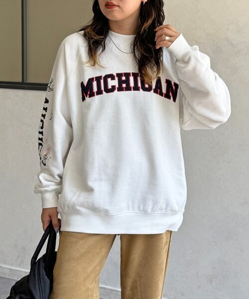 CPCM(シーピーシーエム)の「落書き刺繍カレッジロゴスウェット(Tシャツ/カットソー・レディース・ブラック/アイボリー/ホワイト/ネイビー・MEDIUM/LARGE)」の5枚目の写真