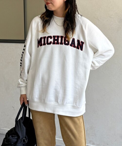 CPCM(シーピーシーエム)の「落書き刺繍カレッジロゴスウェット(Tシャツ/カットソー・レディース・ブラック/アイボリー/ホワイト/ネイビー・MEDIUM/LARGE)」の6枚目の写真