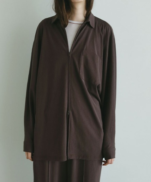 ETRE TOKYO ボリュームスリーブシャツ　ネイビー　紺　ブラウス　長袖 ETRE TOKYO ボリュームスリーブシャツ ネイビー 紺 ブラウス 長袖