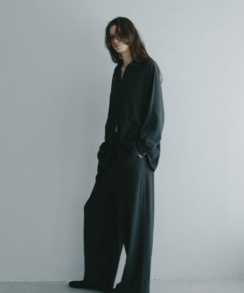 ETRE TOKYO（エトレトウキョウ）の「フロントファスナーカットシャツ（シャツ/ブラウス・レディース・ブラウン/チャコール/クリーム・FREE）」の10枚目の写真