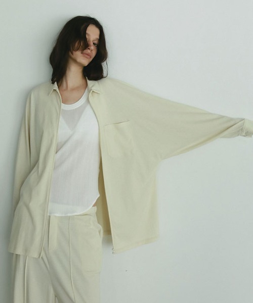 ETRE TOKYO（エトレトウキョウ）の「フロントファスナーカットシャツ（シャツ/ブラウス・レディース・ブラウン/チャコール/クリーム・FREE）」の4枚目の写真