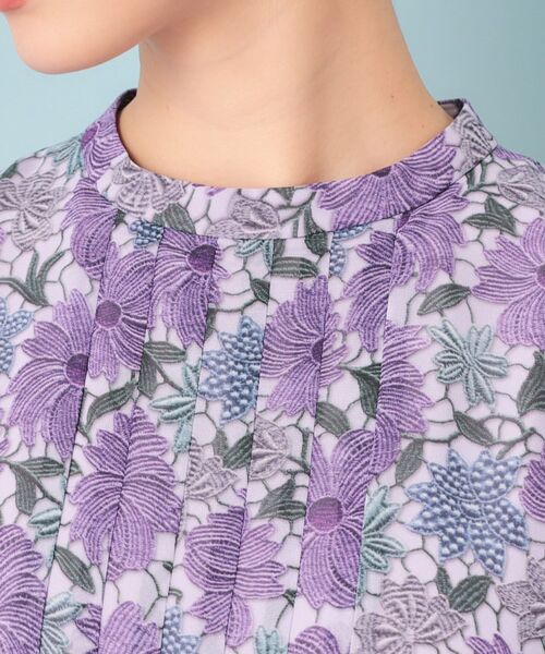 Sunauna（スーナウーナ）の「【&yours project／SS～L】レース柄プリーツワンピース（ワンピース・レディース・ネイビー系/パープル系5/グリーン系その他2・40/38/36/34）」の20枚目の写真