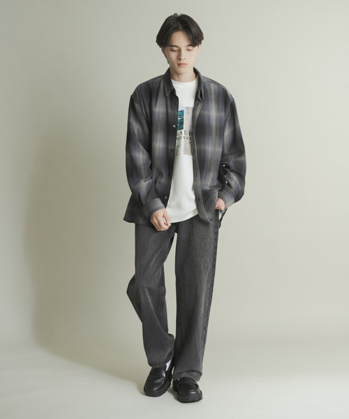 SENSE OF PLACE by URBAN RESEARCH（センスオブプレイスバイアーバンリサーチ）の「『WEB限定』ハードウォッシュデニムワイドパンツ（デニムパンツ・メンズ・ブラック/インディゴブルー・MEDIUM/LARGE）」の16枚目の写真