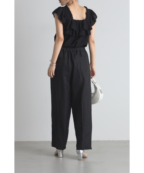 &. NOSTALGIA(アンドドットノスタルジア)の「サイドギャザーワイドパンツ(デニムパンツ・レディース・ブラック/グレイッシュベージュ・M)」の16枚目の写真