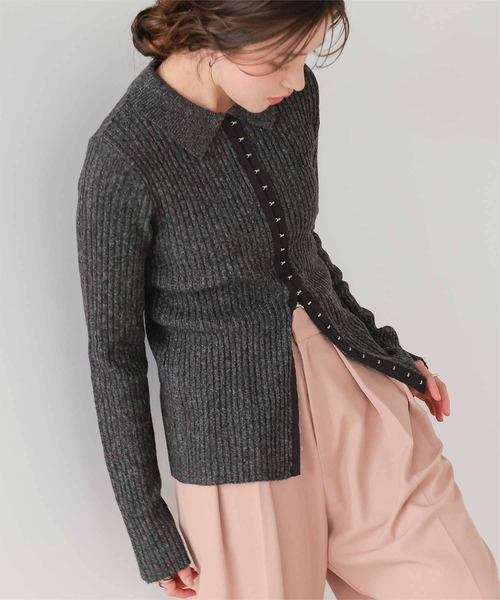 titivate（ティティベイト）の「ホック付きポロ襟ミックスニット（ニット/セーター・レディース・チャコール/アイボリー/グリーン/ブラウン・FREE）」の8枚目の写真