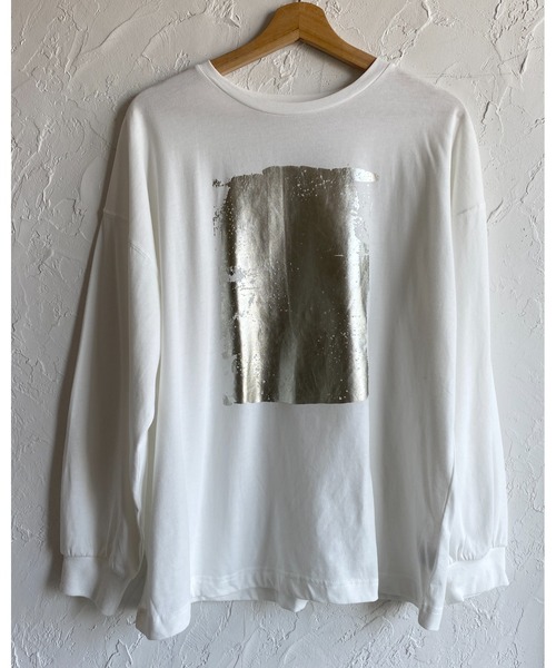 セール】オーバーサイズ長袖メタリック箔プリントロングTシャツ