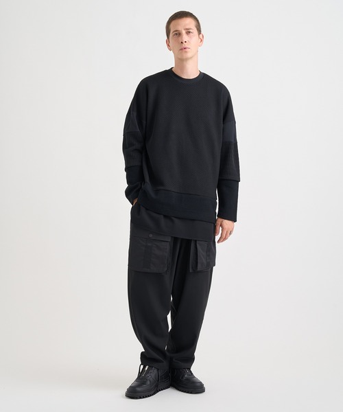 WHITE MOUNTAINEERING（ホワイトマウンテニアリング）の「【White Mountaineering / ホワイトマウンテニアリング】CARGO SAROUEL PANTS（カーゴパンツ・メンズ・ブラック・2/1/0）」の2枚目の写真