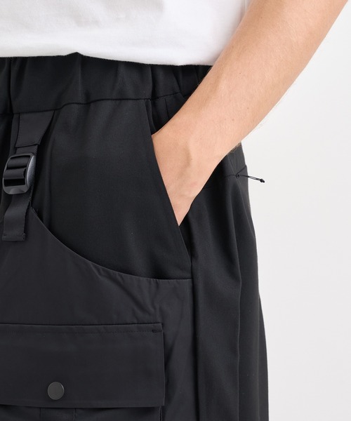 WHITE MOUNTAINEERING（ホワイトマウンテニアリング）の「【White Mountaineering / ホワイトマウンテニアリング】CARGO SAROUEL PANTS（カーゴパンツ・メンズ・ブラック・2/1/0）」の11枚目の写真
