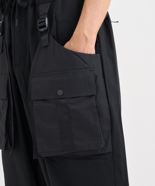 WHITE MOUNTAINEERING（ホワイトマウンテニアリング）の「【White Mountaineering / ホワイトマウンテニアリング】CARGO SAROUEL PANTS（カーゴパンツ・メンズ・ブラック・2/1/0）」の12枚目の写真