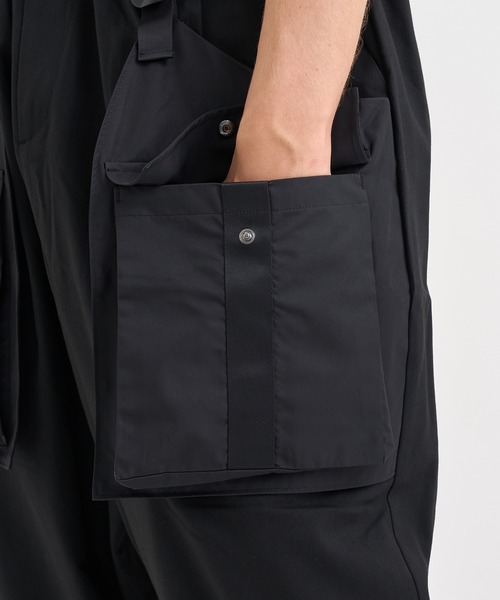 WHITE MOUNTAINEERING（ホワイトマウンテニアリング）の「【White Mountaineering / ホワイトマウンテニアリング】CARGO SAROUEL PANTS（カーゴパンツ・メンズ・ブラック・2/1/0）」の13枚目の写真