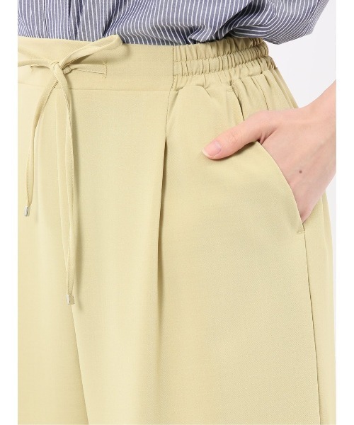 m.f.editorial（エムエフエディトリアル）の「【ストレッチ UVカット イージーケア】m.f.エディトリアル レディース ドライタッチ カルゼ イージーパンツ（スラックス・レディース・イエロー/サックスブルー・LARGE/MEDIUM）」の12枚目の写真