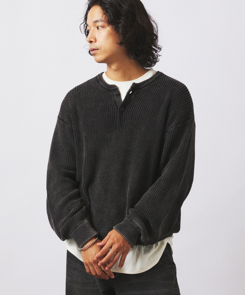 JOURNAL STANDARD relume（ジャーナルスタンダード　レリューム）の「フェードコットン ヘンリーネックニット（ニット/セーター・メンズ・ボルドー/グリーン/ブラウン/ブラック・LARGE/MEDIUM）」の22枚目の写真