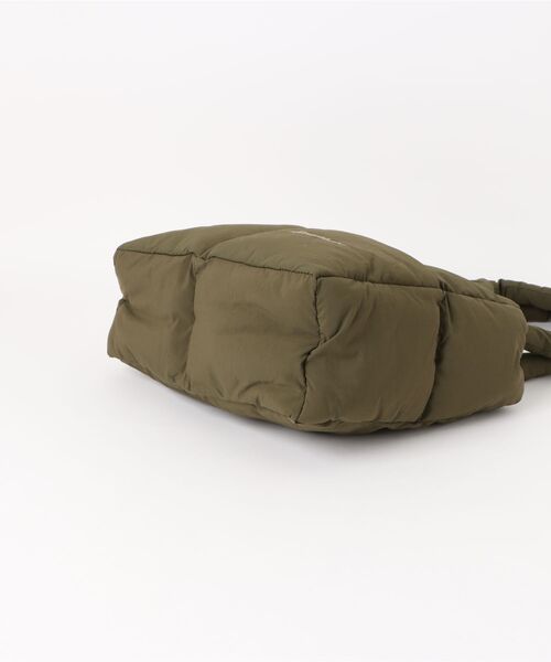 Eddie Bauer(エディーバウアー)の「シラスライト トートバッグ #2(トートバッグ・レディース・ブラック/カーキ・F)」の7枚目の写真