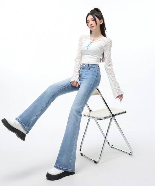 HANDO（ハンド）の「レディース 美脚 美シルエットフレアハイウエストデニムパンツ ブーツカット ストレッチ【オフィスカジュアル】【きれいめカジュアル】 韓国風（デニムパンツ・レディース・ブラック/ブルー・L/S/M/XL/XXL）」の12枚目の写真