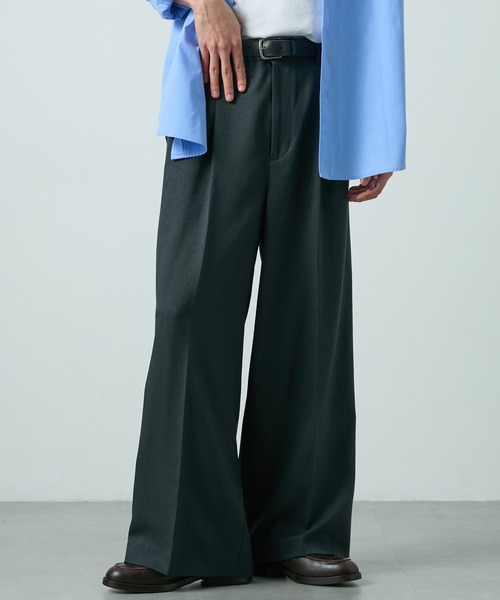 CIYOT(シヨウト)の「【CIYOT-シヨウト-】ラスターレスウールライクワンタックワイドパンツ【セットアップ対応】(スラックス・メンズ・ブラウン/ダークグレー/ブラック系/ブラック/チャコールグレー/グレー・S/M/L)」の1枚目の写真