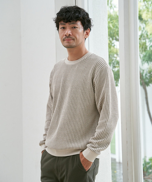 ikka(イッカ)の「【芸能人着用】ビッグワッフルクルーネックプルオーバー(スウェット・メンズ・ブラック/ワイン/グレー/ネイビー/ベージュ/ホワイト・M/L/XL/S)」の8枚目の写真