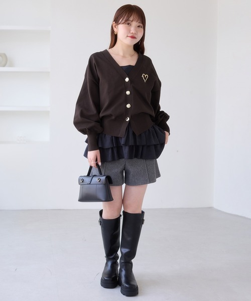 VIS(ビス)の「【WEB限定】メタル釦オーバーサイズカーディガン(カーディガン/ボレロ・レディース・ブラック/チャコールグレー/キナリ/ダークブラウン/ピンク・FREE)」の8枚目の写真