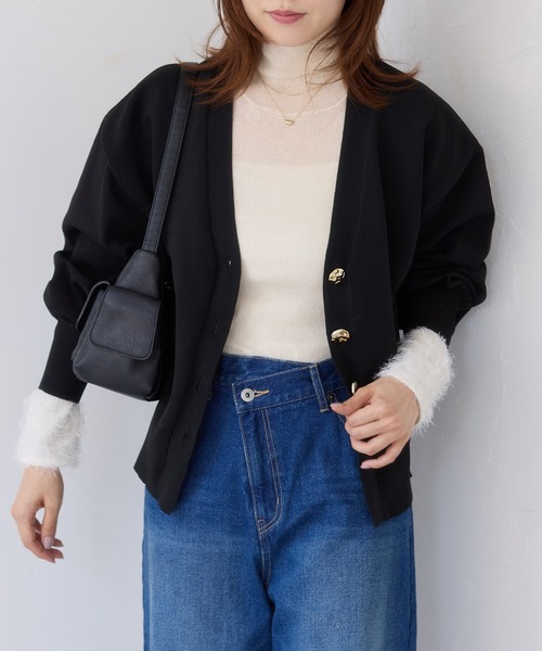 VIS(ビス)の「【WEB限定】メタル釦オーバーサイズカーディガン(カーディガン/ボレロ・レディース・ブラック/チャコールグレー/キナリ/ダークブラウン/ピンク・FREE)」の12枚目の写真