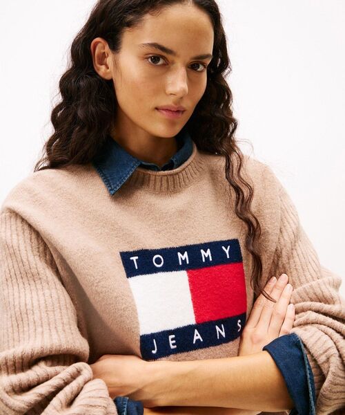 tommy jeans(トミー ジーンズ)の「フラッグセーターワンピース(ワンピース・レディース・ブラック/オートミール・MEDIUM/SMALL/X-SMALL)」の3枚目の写真