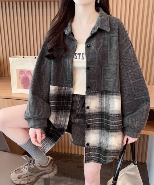 Miniministore(ミニミニストア)の「エンボスロゴスウェットアウターチェック柄(ブルゾン・レディース・ダークグレー/ブラック・FREE)」の4枚目の写真