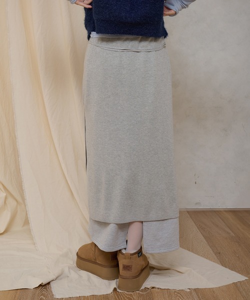 MUHET（ミュエータ）の「layered knit & sweat long skirt