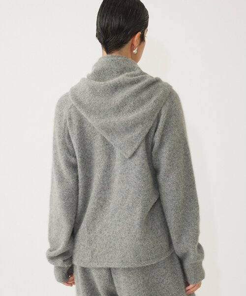 THE PAUSE（ザ ポーズ）の「【THE PAUSE】ファーニットスカーフSET プルオーバー（ニット/セーター・レディース・グレー/ライトベージュ・FREE）」の5枚目の写真