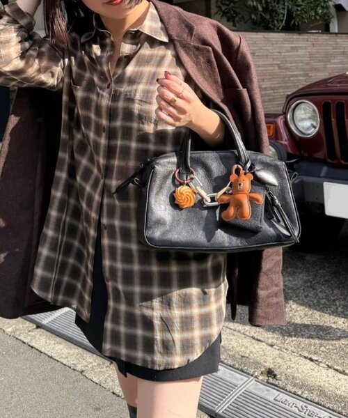 ear PAPILLONNER（イアパピヨネ）の「《インフルエンサーuchida企画》ゆるくまストラップ（チャーム・レディース・ブラウン・FREE）」の15枚目の写真